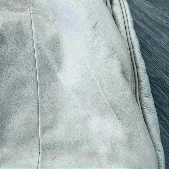 MARC  JACOBS CREAM OFF WHITE PEBBLE LEATHER SHOULDER GOLD HARDWARE BAG - Picture 11 of 15